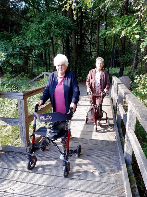 20250825 Frau Memel und Frau Nordmann 800