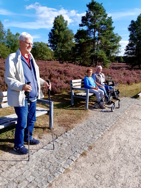 20250825 Herr Baumann und Familie Kruger 800